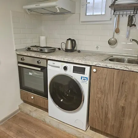 гарсониера в центъра на град Daire Burgaz